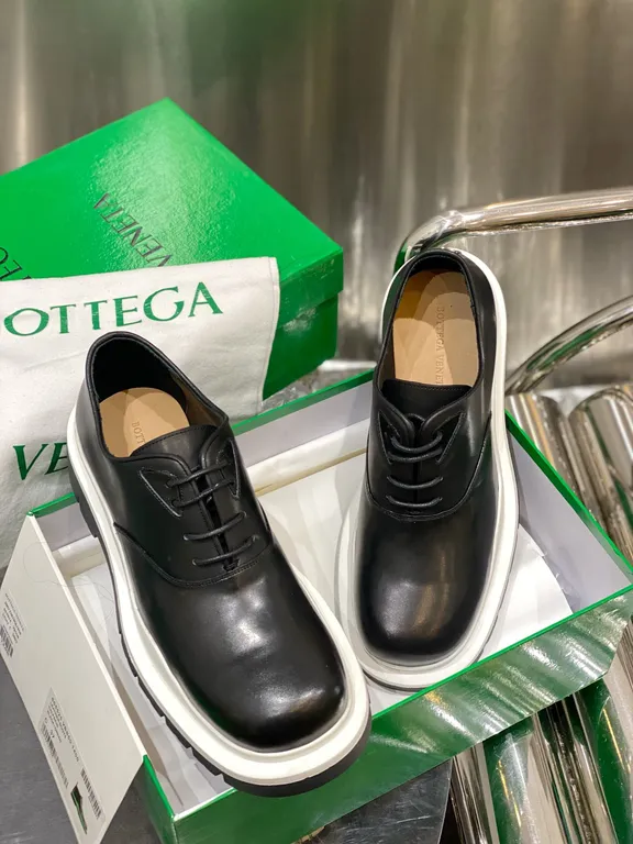 Bottega Veneta Shoe 